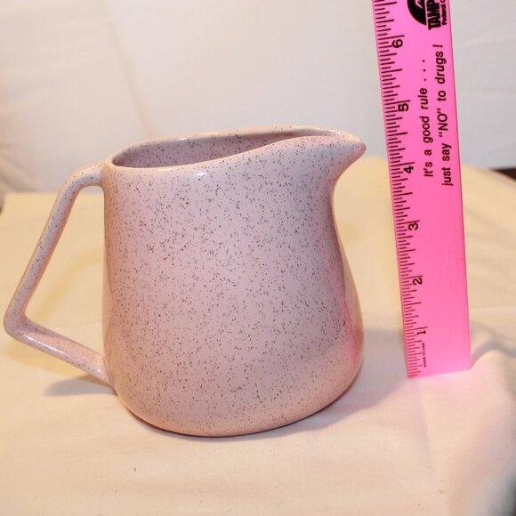 Bauer Mid Century Pink Speckled 4.5" Pitcher - Vintage Retro Grannycore - EUC - Picture 8 of 10
